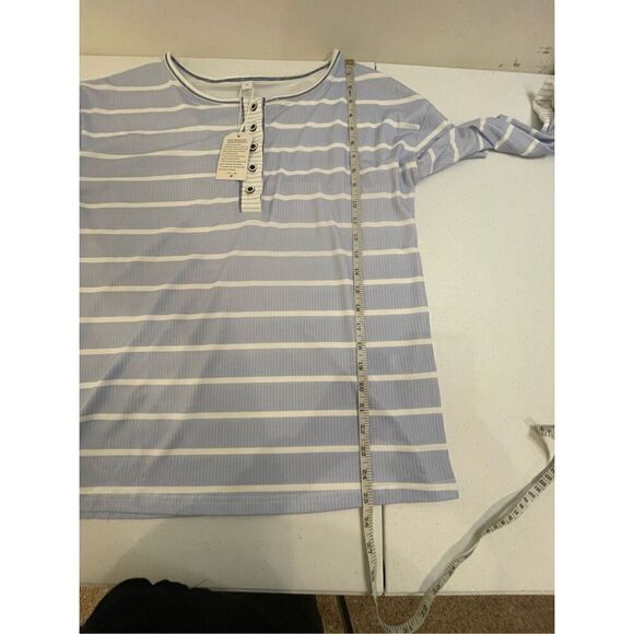 Made With ❤️ women’s pajama top size medium NWT - Picture 4 of 6